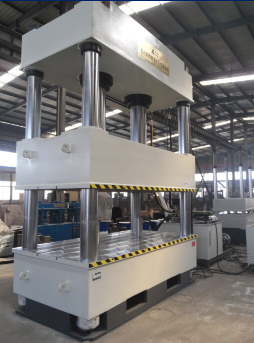 YL32-500T防雨棚,專用油壓機(jī)(四柱液壓機(jī)) YL32-500T防雨棚,專用油壓機(jī)(四柱液壓機(jī))